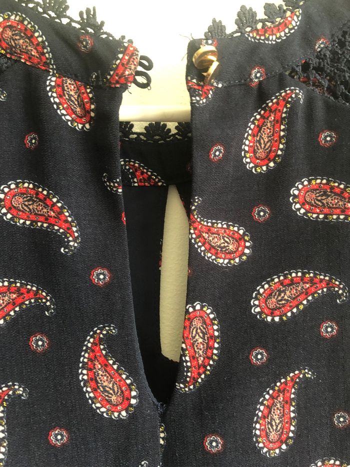 Débardeur doublé bleu avec motifs et dentelle La halle 36 - photo numéro 3