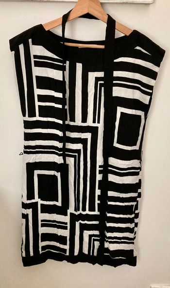 Robe midi à motifs géométriques noir et blanc taille 38
