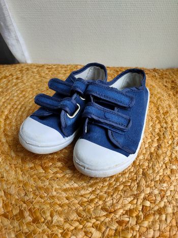 Chaussures en toile taille 27