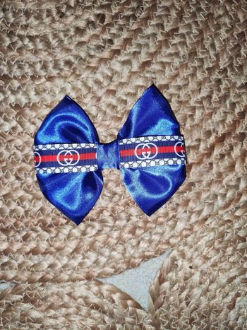 Pince bleu électrique 