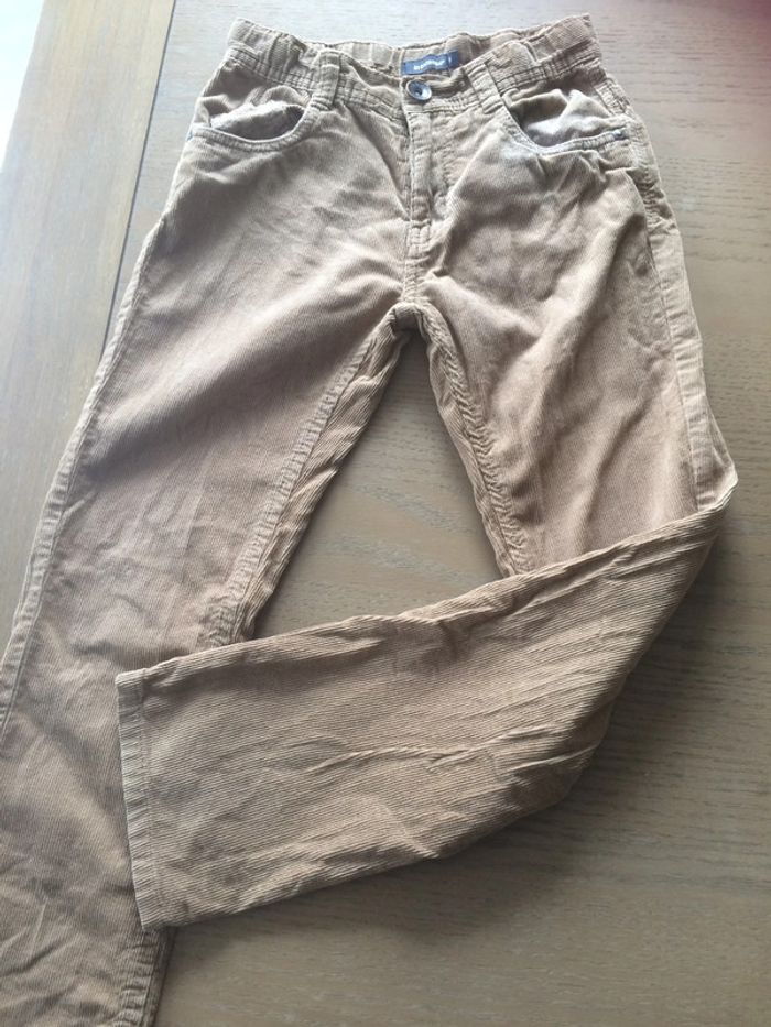 Pantalon velours côtelé 8 ans
