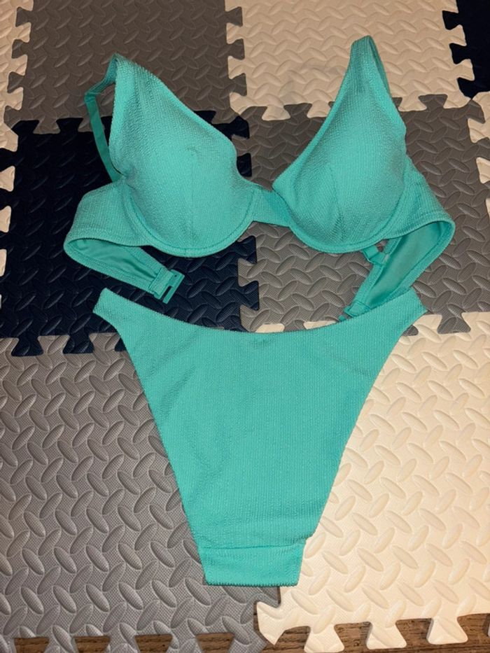 Lot / ensemble Maillot de bain 2 pièce bleu/vert texturé, corbeille - photo numéro 2