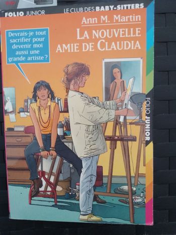 Livre la nouvelle amie de claudia