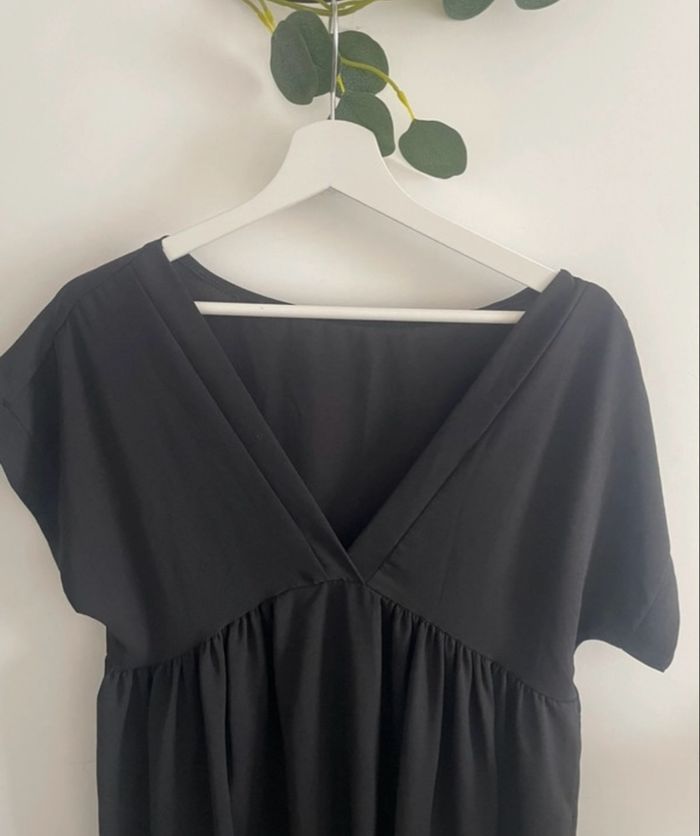 🌸Robe noir manches courtes made in italy taille 38🌸 - photo numéro 3