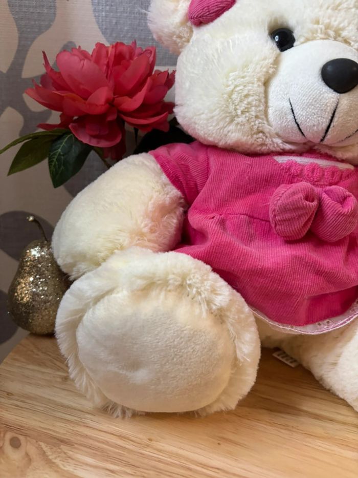 🌺Peluche ours blanc crème avec robe et noeud papillon rose🌺 - photo numéro 2
