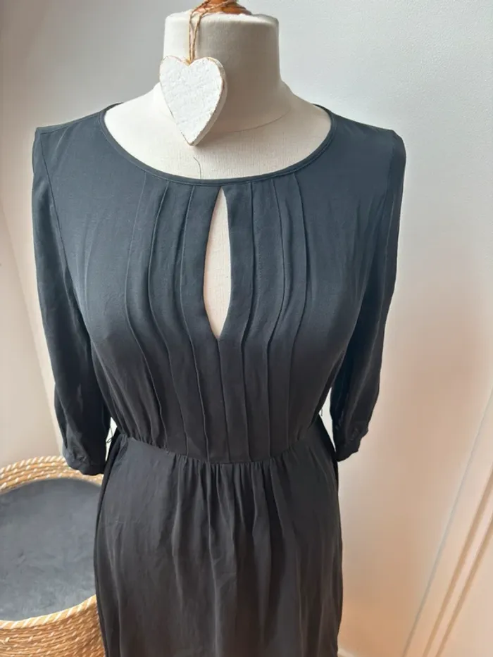 🖤 Robe midi noire en soie – Tara Jarmon – T40 - photo numéro 2