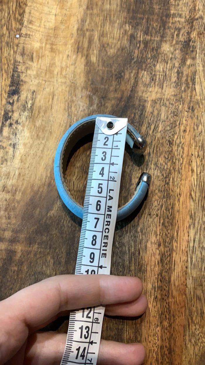 Bracelet rigide texture très douces - photo numéro 4