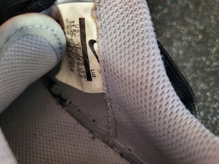 Baskets T28,5 - photo numéro 4