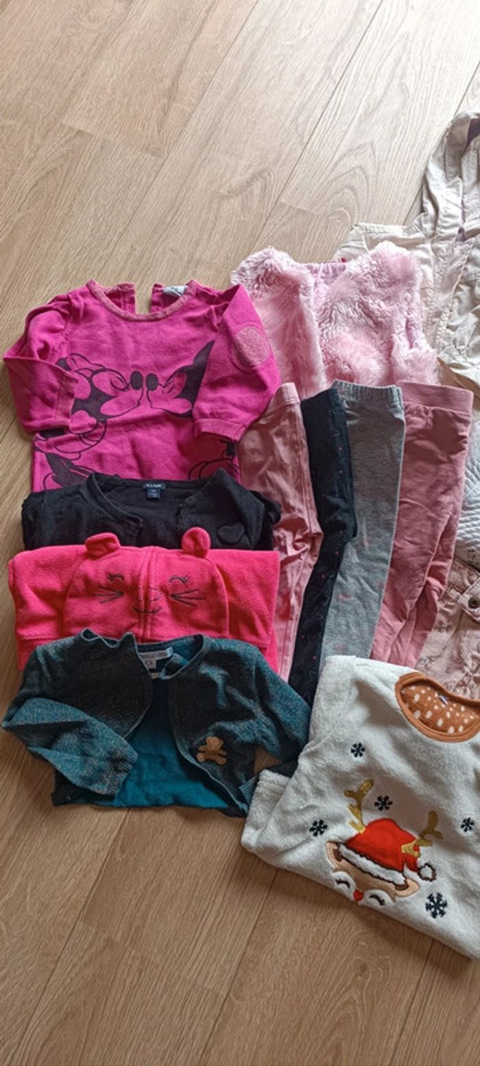 Lot de vêtements fille 18 mois - photo numéro 4