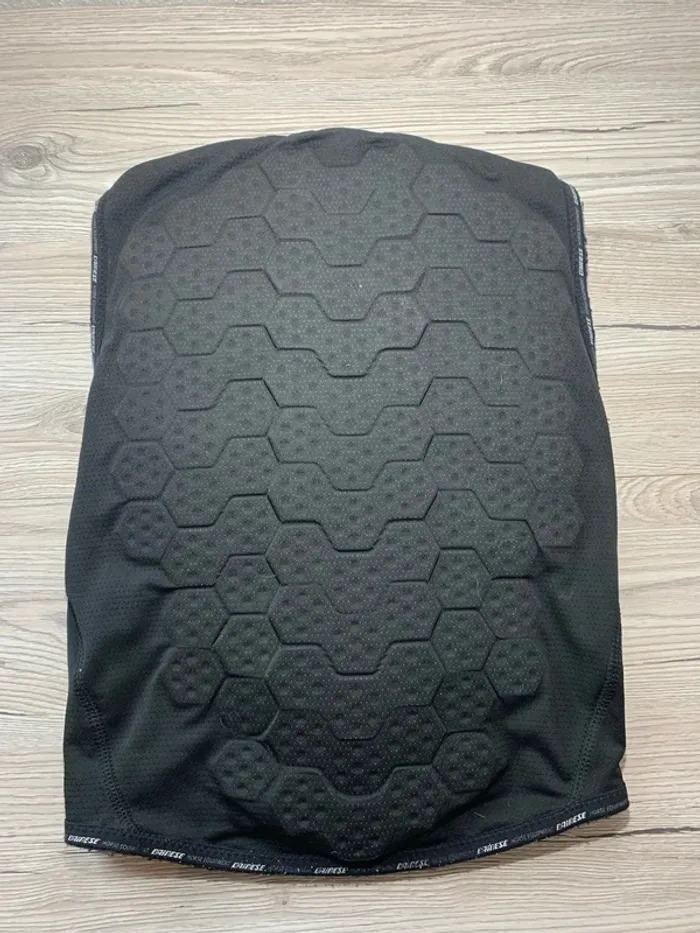 Dorsale Dainese – Taille L (34-39) - photo numéro 2