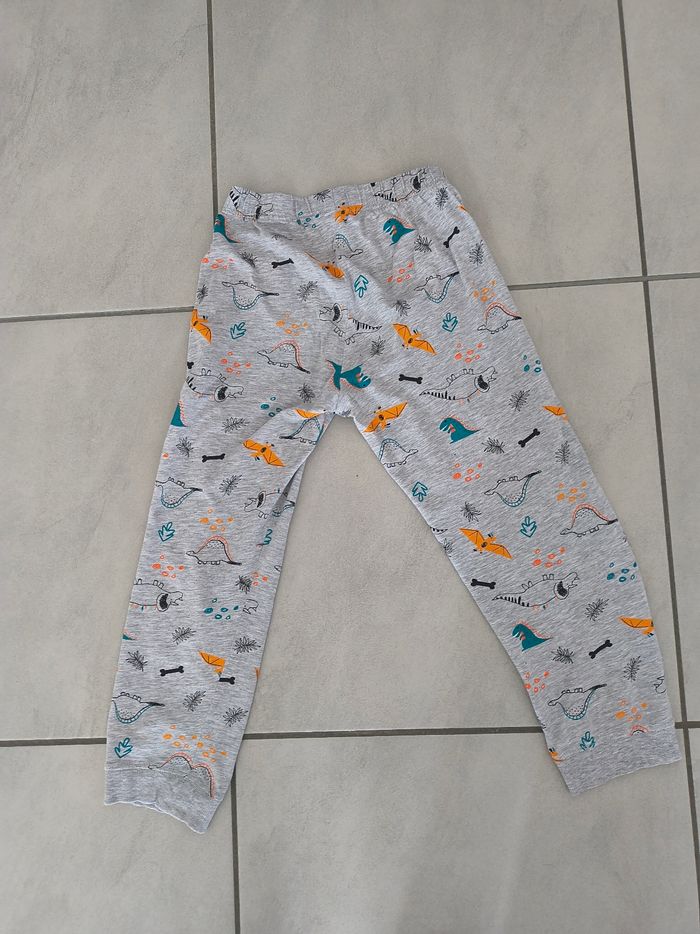 Pyjama garçon 8ans - photo numéro 5
