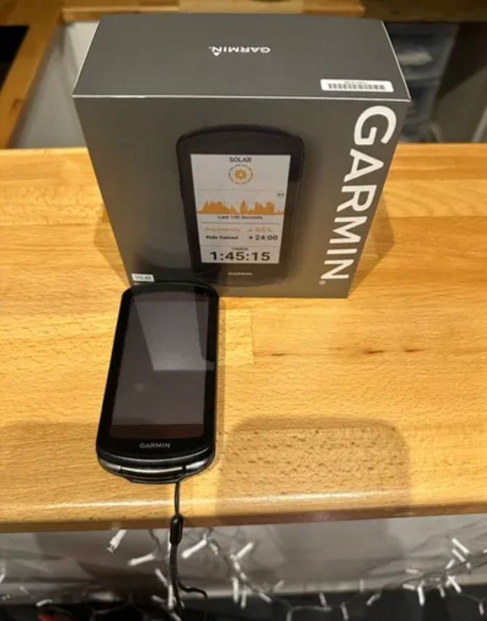 Ordinateur de vélo solaire Garmin Edge 1040 - photo numéro 4