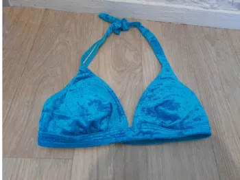 haut de maillot de bains taille 40