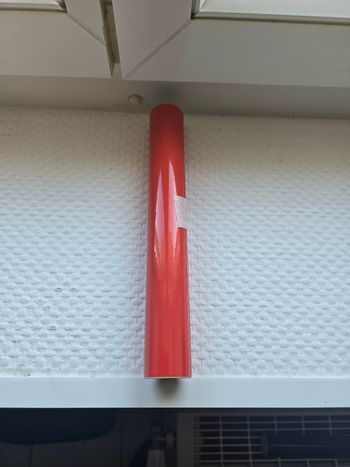 film adhesif permanent rouge pompier pour machine de découpe