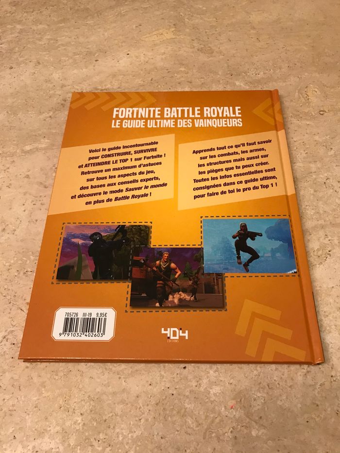 LIVRE "FORTNITE BATTLE ROYALE : LE GUIDE ULTIME DES VAINQUEURS" - photo numéro 2