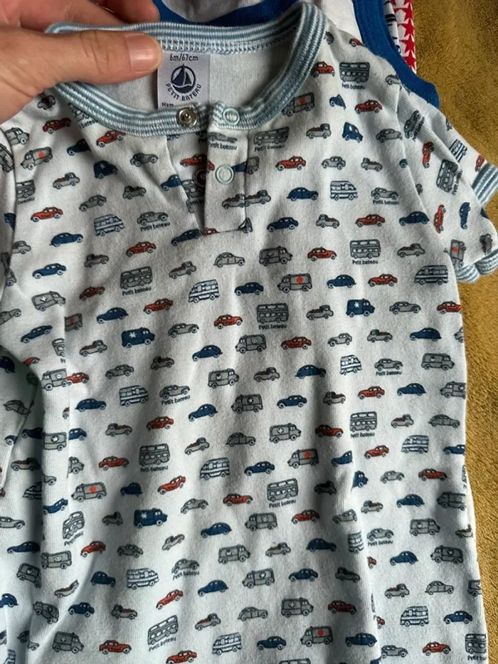 Lot de 4 combinaison short petit bateau 6 mois - photo numéro 2