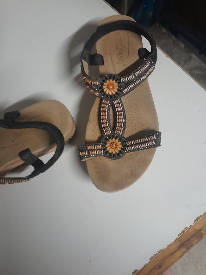 Nu pieds - photo numéro 2