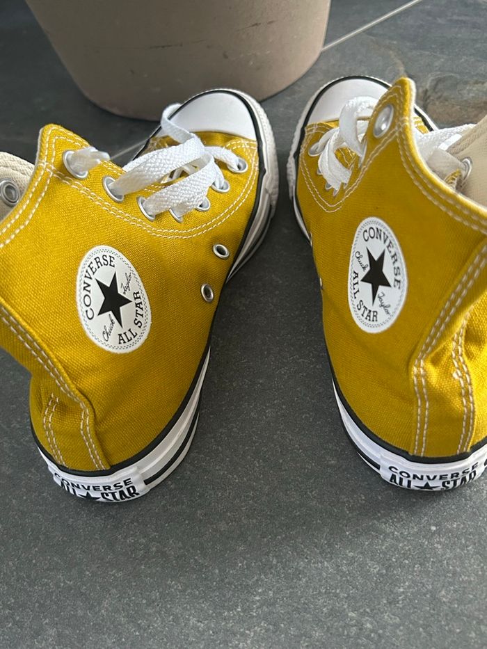 Converse 36 - photo numéro 3