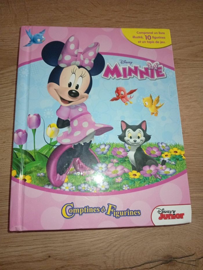 Livre Disney Minnie comptines et figurines