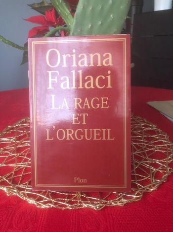 La rage et l’orgueil / Oriana Fallaci