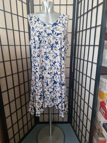 Robe/Tunique fleurie neuve