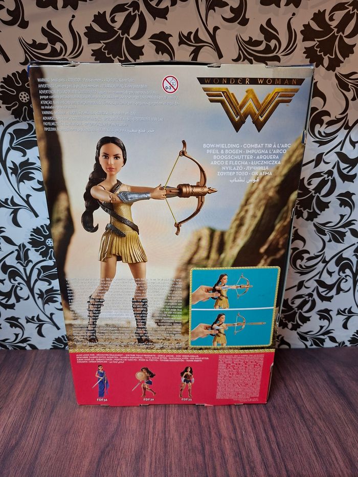Figurine collection Wonder woman combat de tir à l’arc mattel - photo numéro 4