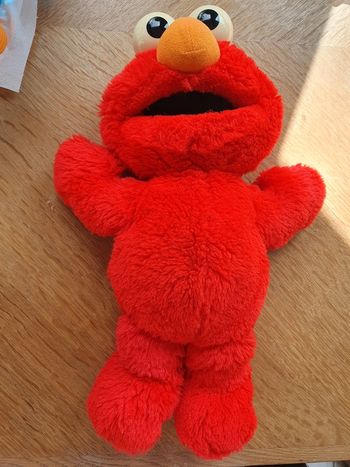 Peluche Elmo