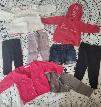 Lot vêtements fille 12 mois