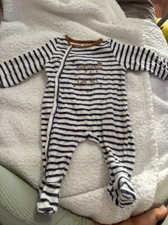 Pyjama bébé 1 mois tape à l’œil