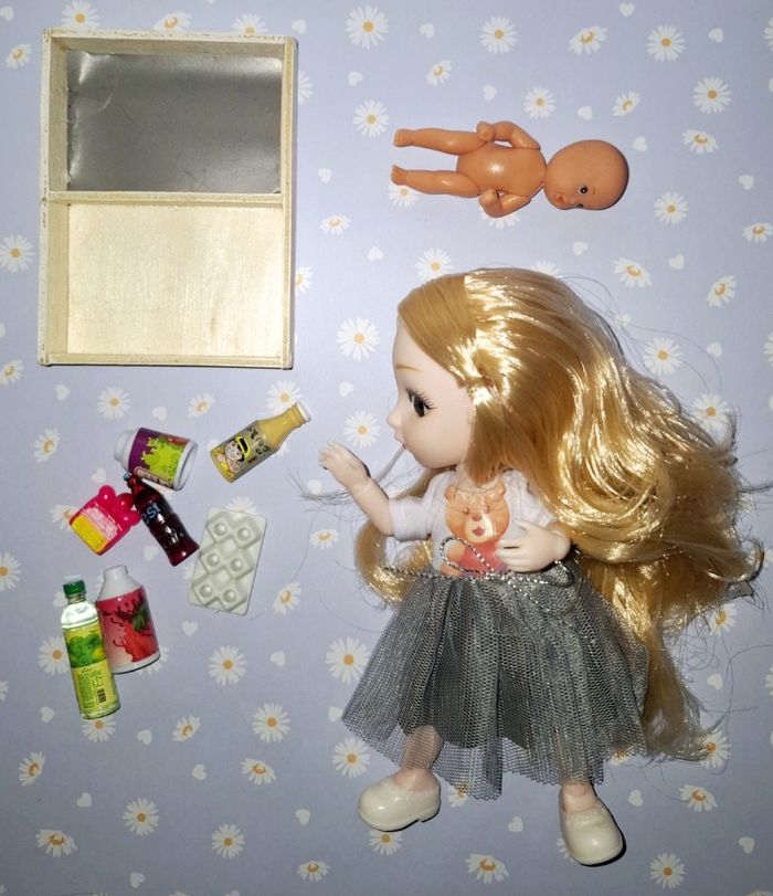 Poupée fait ses courses - photo numéro 8