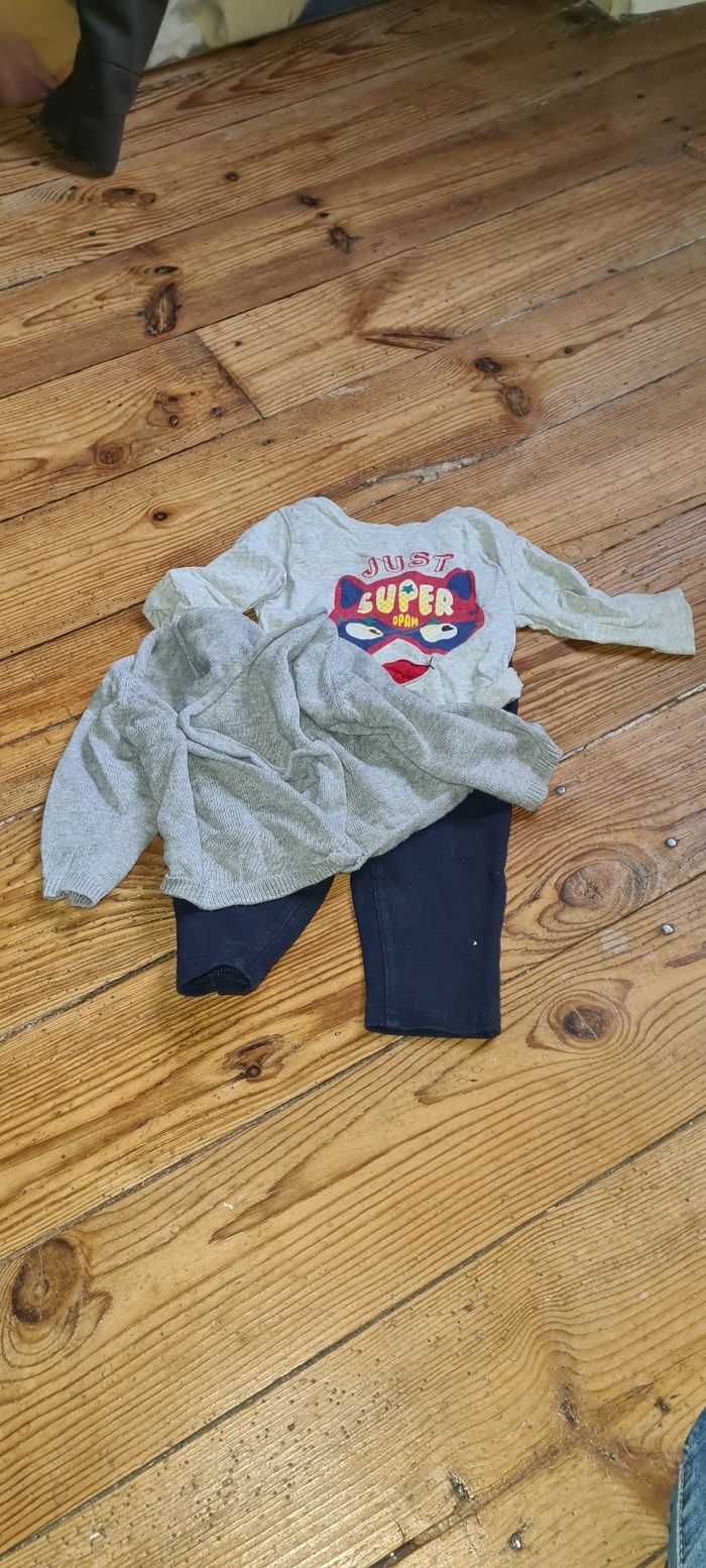 Ensemble de vêtements