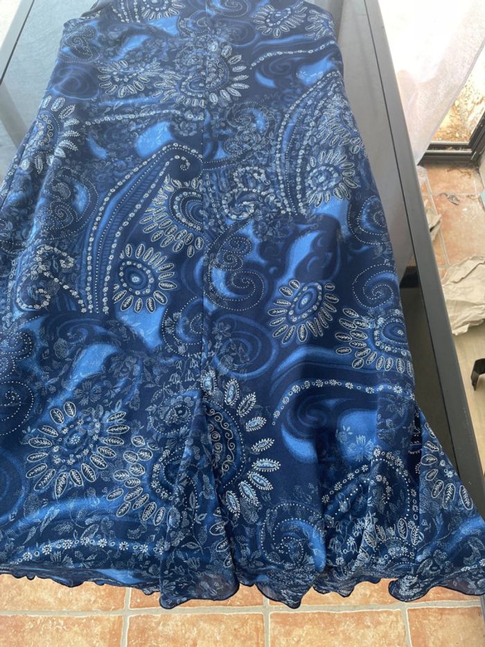 Jolie robe de la marque, tel mail en taille 46 - photo numéro 2