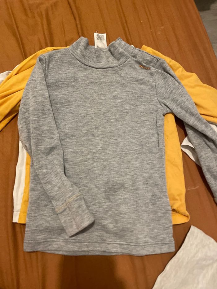 Vend t-shirt manches longues - photo numéro 2