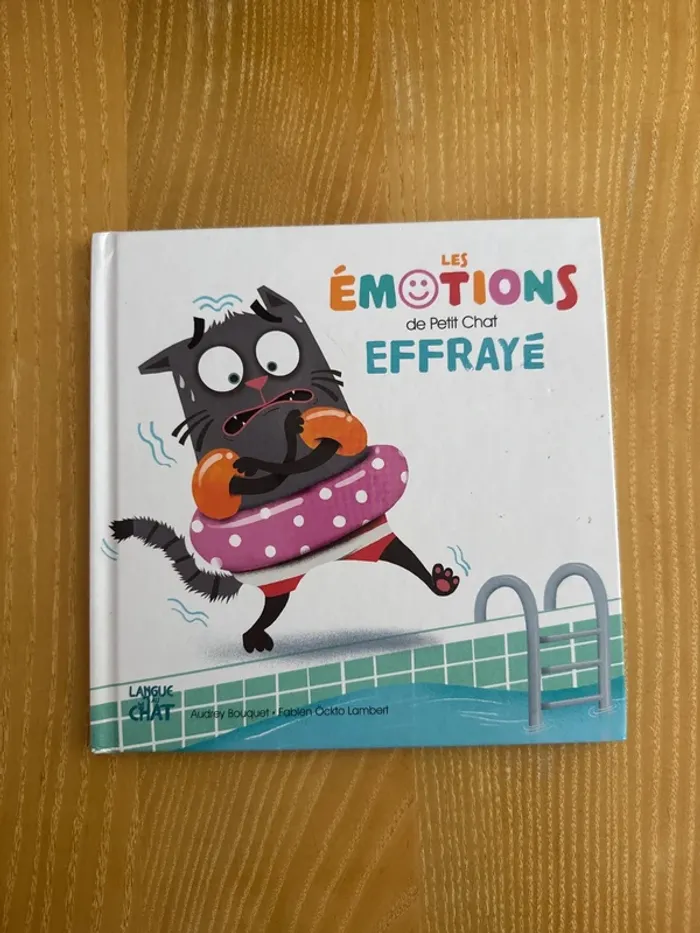 Les émotions de petit chat effrayé