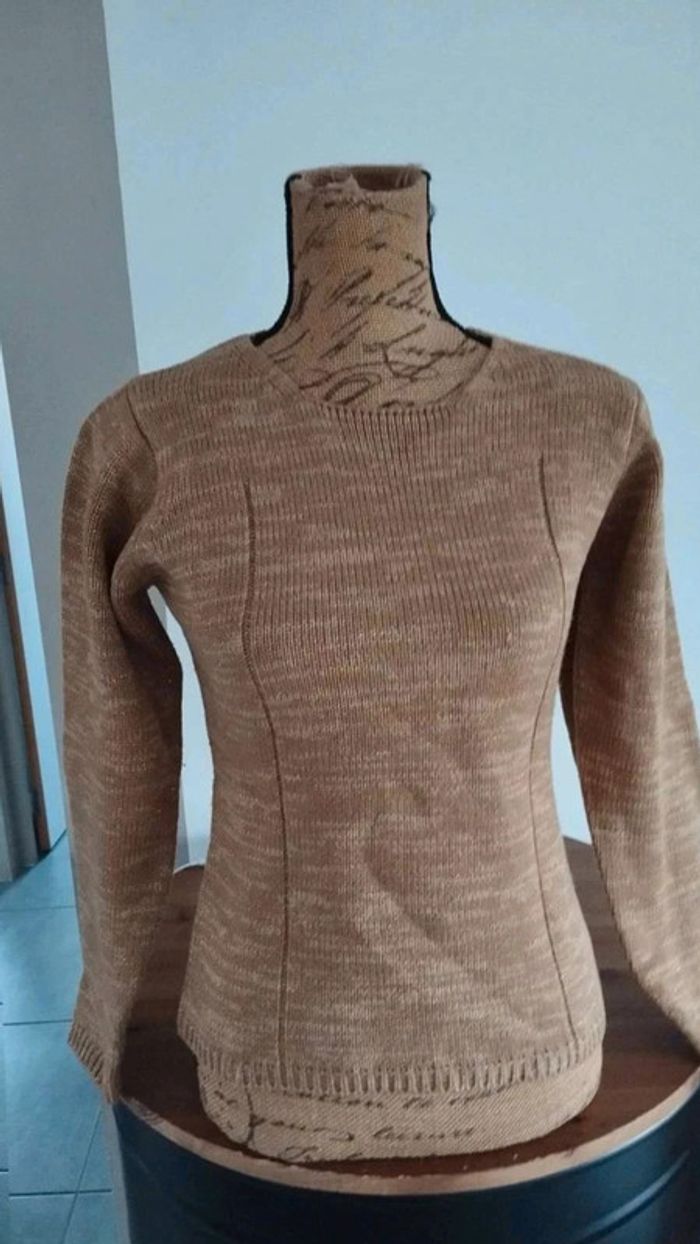 Pull  marron beige  fil  doré taille  38/40 - photo numéro 3