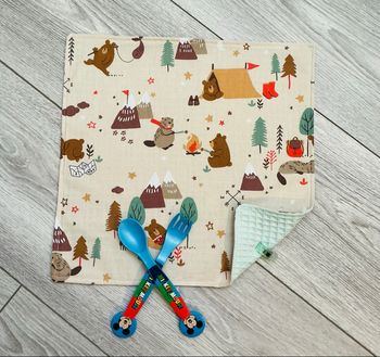 Serviette de cantine 30X30 motif camping