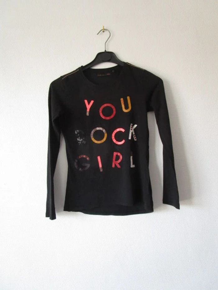 T-shirt noir rock IKKS 12 ans TBE