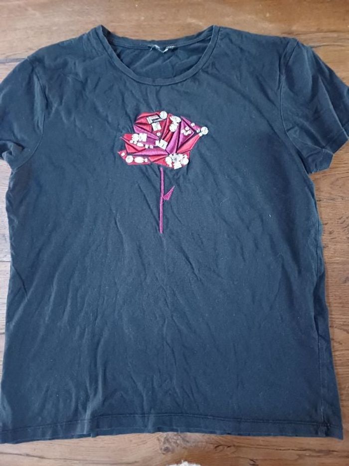 T-shirt motif fleur