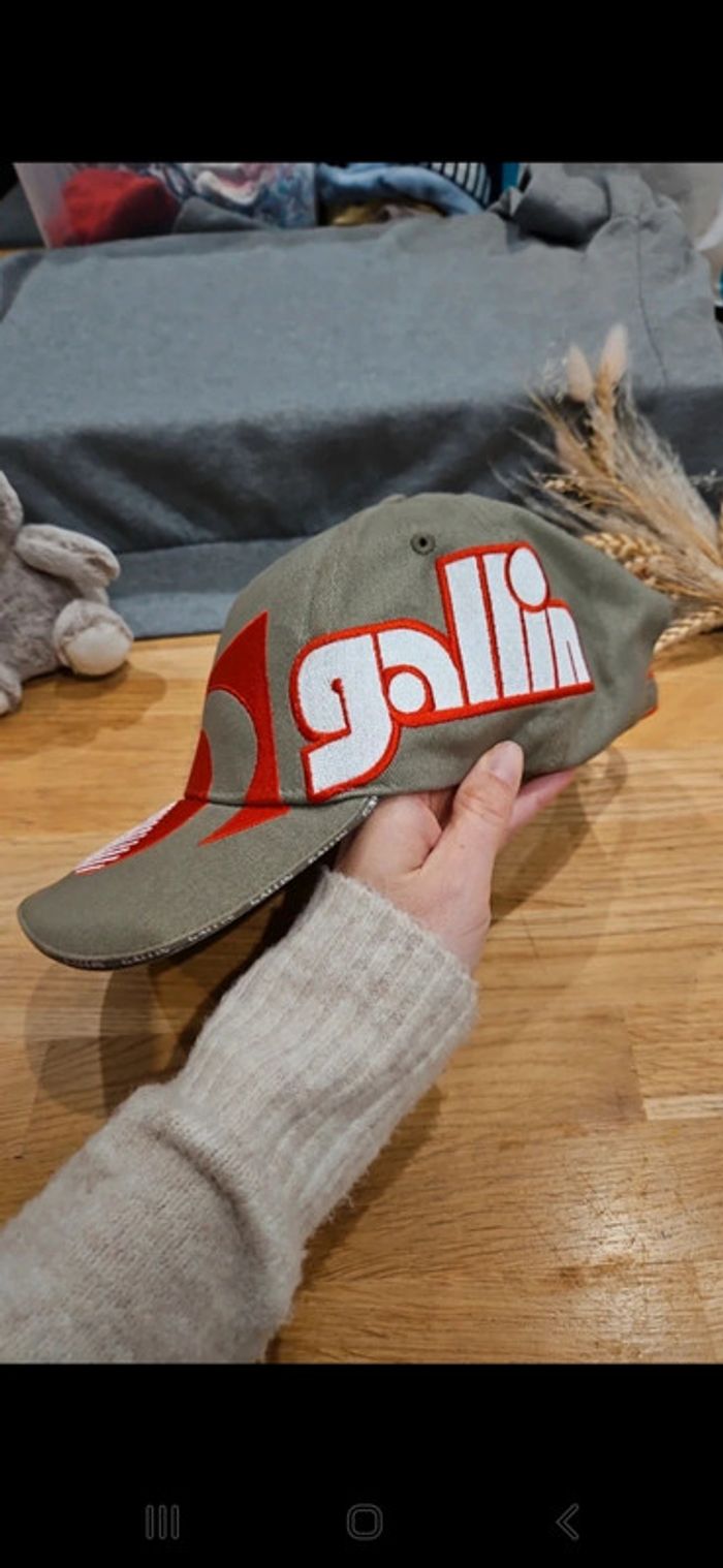 Casquette - photo numéro 2