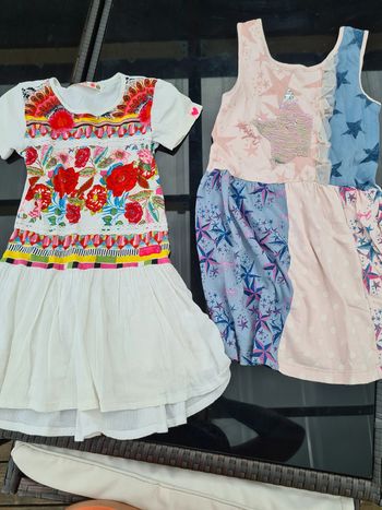 2 robes desigual taille 7 ans