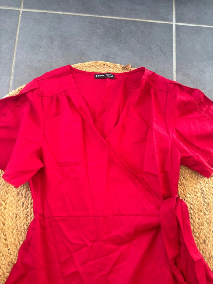 Robe rouge - photo numéro 2