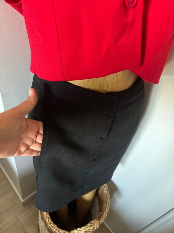 Jupe courte taille 34 - photo numéro 3