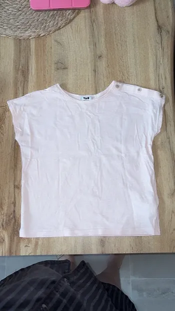 Tee shirt