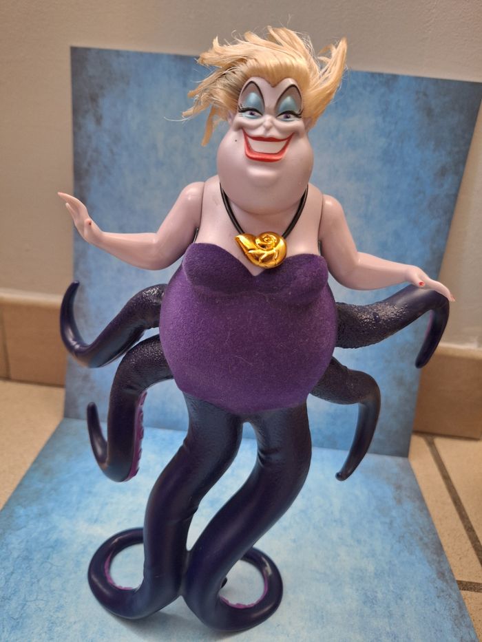 Poupée Ursula mattel La petite sirène