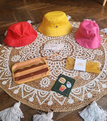 Bob chapeau pochette mcdonald's