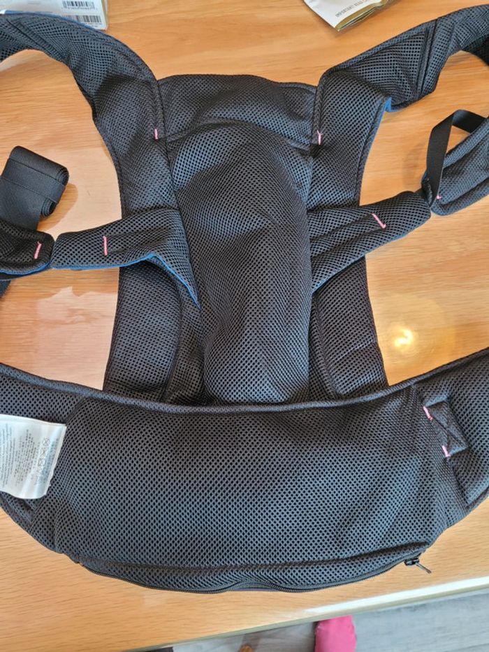Porte-bébé ergobaby Away Neuf - photo numéro 6