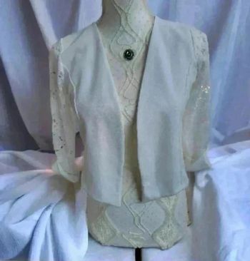 Veste courte blanche taille unique