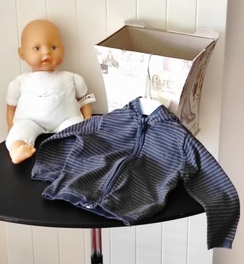 👶 Gilet fin à capuche bébé garçon 18 mois – Gris et beige foncé