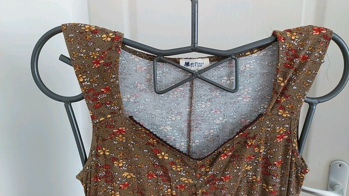 Robe décolletée été légère marron fleur S - photo numéro 2