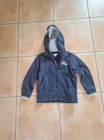 Veste a capuche